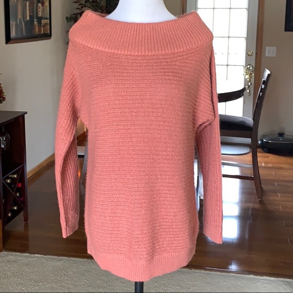 EXPRESS Off the Shoulder Soft Dusty Rose Sweater - Picture 1 of 5